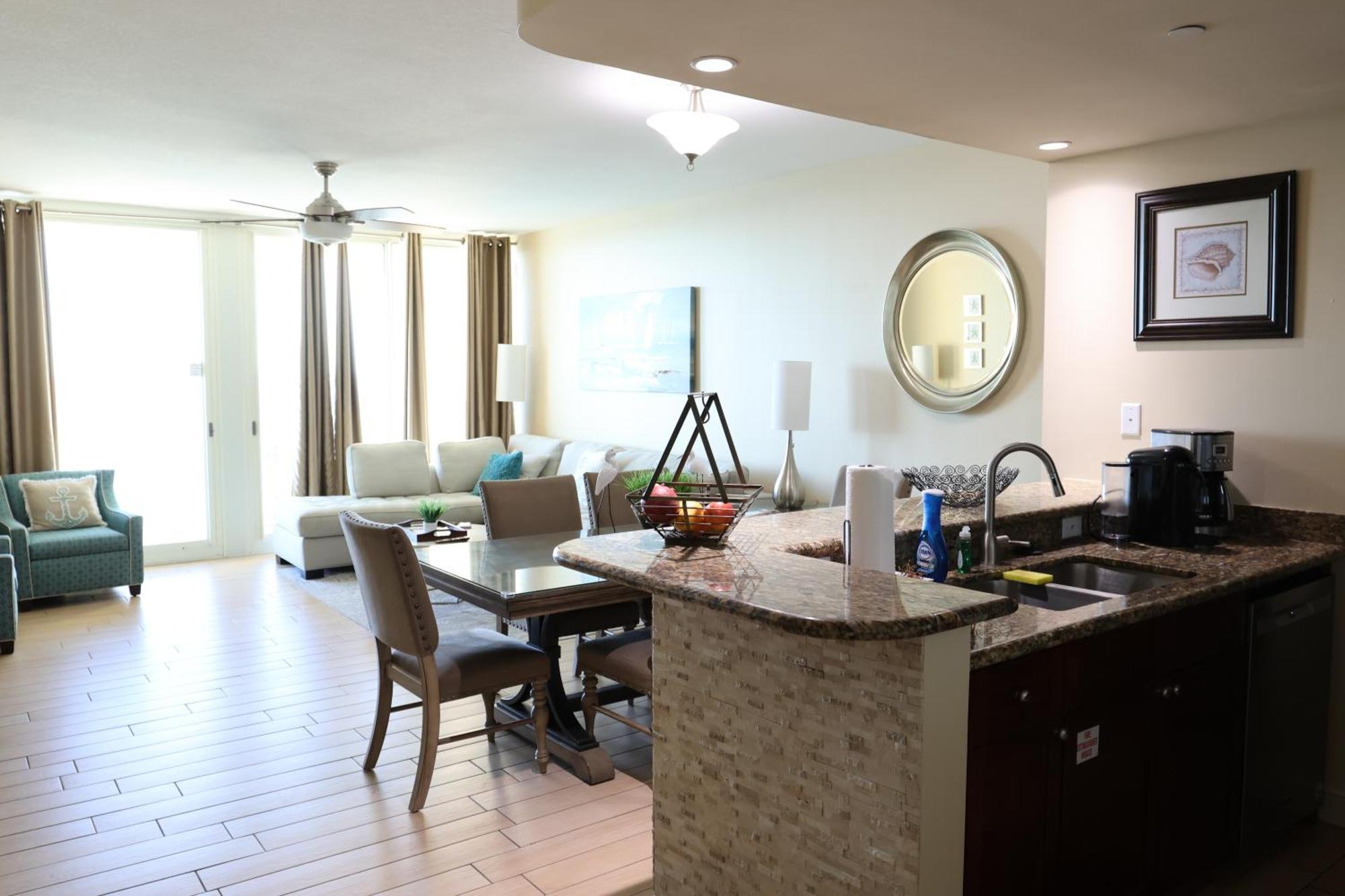 Aqua 1504 Beachfront Condo With Free Beach Chairs Panama City Beach Exteriér fotografie