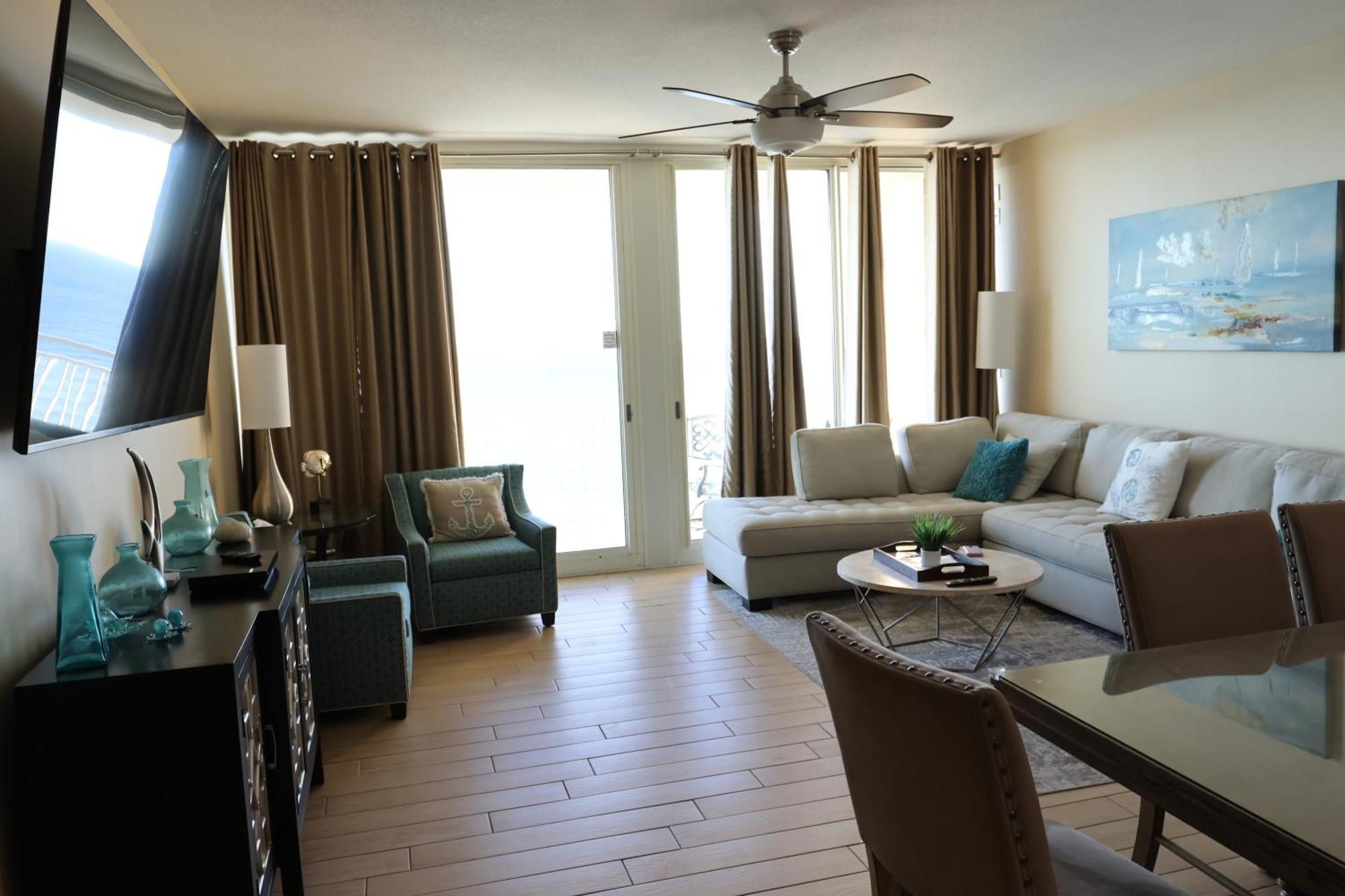 Aqua 1504 Beachfront Condo With Free Beach Chairs Panama City Beach Exteriér fotografie